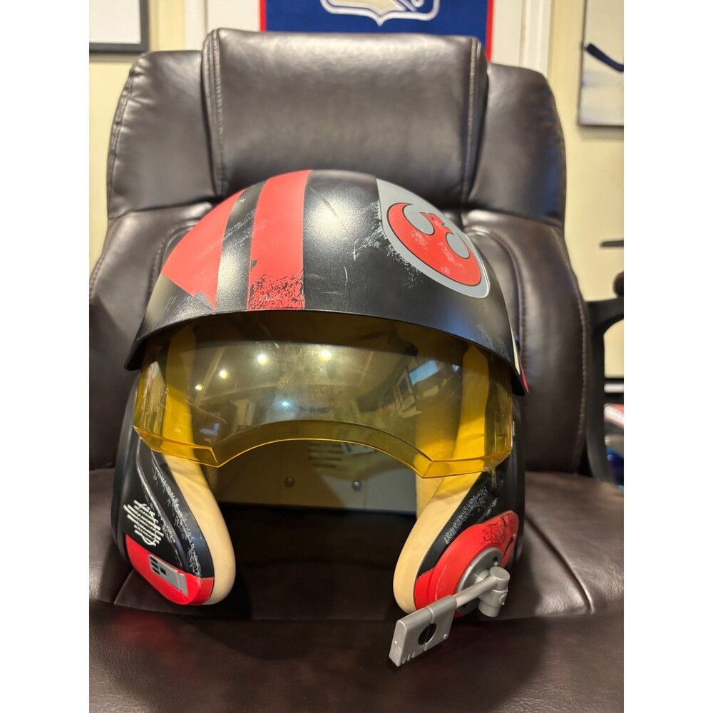 Star Wars Black Series Poe Dameron Electronic X-Wing Pilot Helmet Tested - EUC